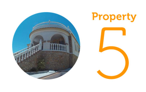 Property 5: Three-bedroom villa in Montecid