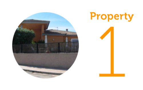 Property 1: Three-bedroom villa in El Pareton