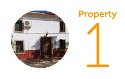 Property 1: Four-bedroom townhouse in Humilladero