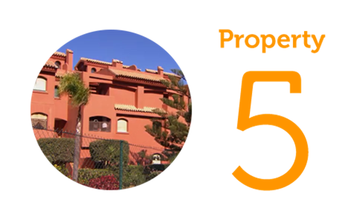 Property 5 Three-bed apartment in Estepona