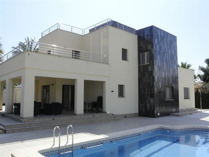 Image No.1-4 Bed Villa for sale