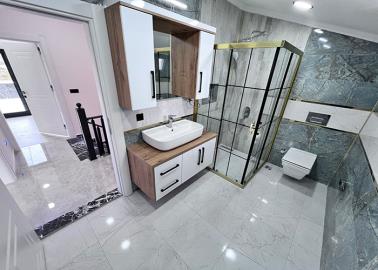 large-family-bathroom