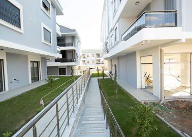 new-Apartment-complex-in-Altinkum