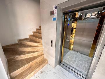 elevator-in-block-to-access-Apartment