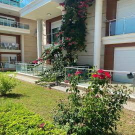 terrace-facing-garden