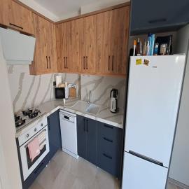 fully-fitted-kitchen