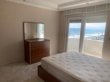 bedroom-with-access-to-sea-view-balcony