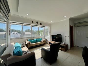 bright-airy-living-area