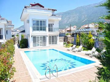 stunning-Detached-Villa-in-Ovacik