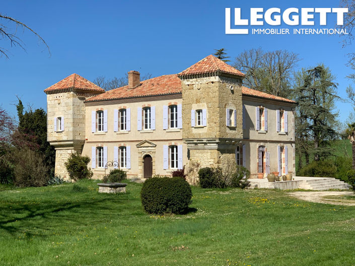 Image No.1-7 Bed Chateaux for sale