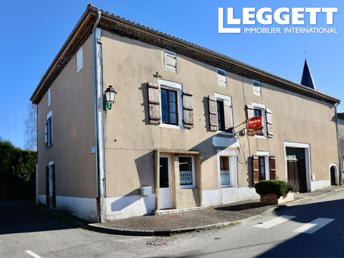 Image No.1-Maison de 3 chambres à vendre à Charente