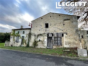 1 - Charente, House