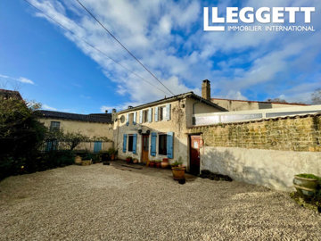 1 - Charente, House