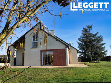 1 - Beaugency, House