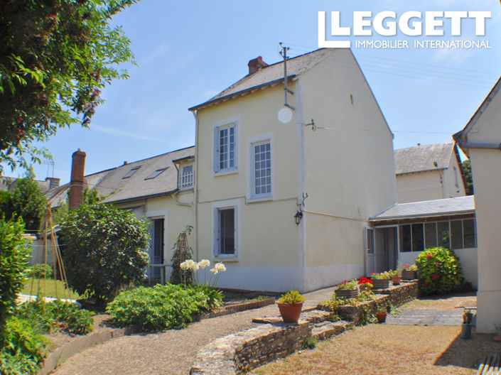 Image No.1-Maison de 5 chambres à vendre à Vernoil-le-Fourrier