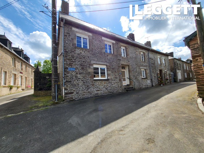 Image No.1-Maison de 5 chambres à vendre à Fougerolles-du-Plessis