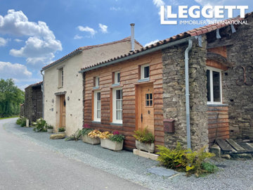 1 - Vouvant, House