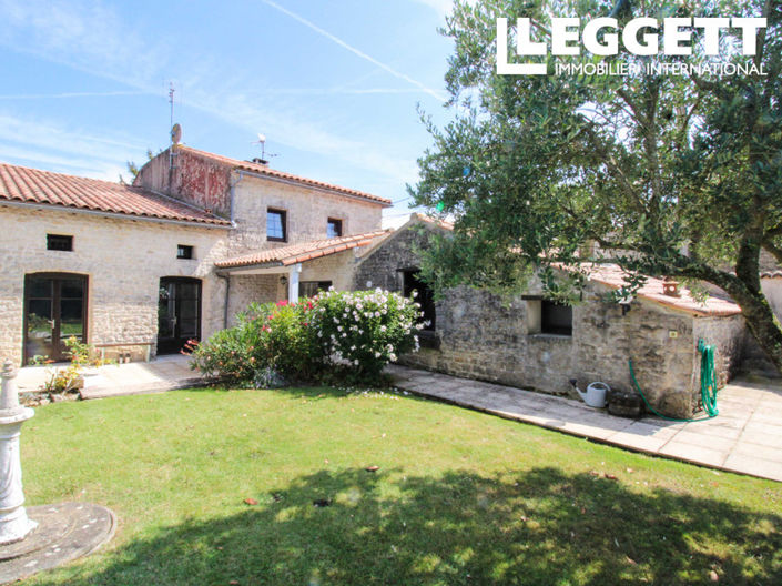 Image No.1-Maison de 3 chambres à vendre à Charente-Maritime