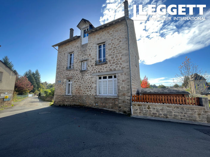 Image No.1-Maison de 4 chambres à vendre à Peyrat-le-Château