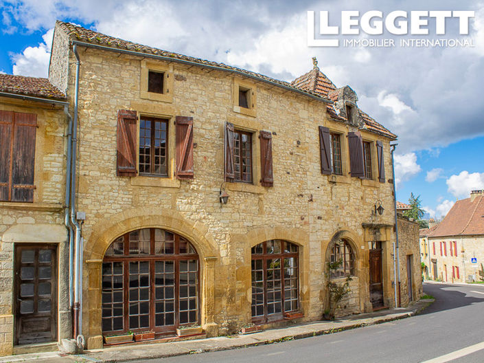 Image No.1-Maison de 6 chambres à vendre à Montcléra