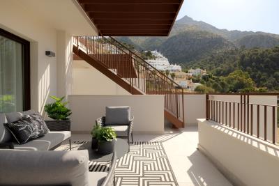 A6-2-Almazara-Forest-apartments-Istan-Marbella-terrace-Sep2024