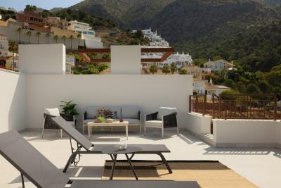 A7-2-Almazara-Forest-apartments-Istan-Marbella-terrace-Sep2024