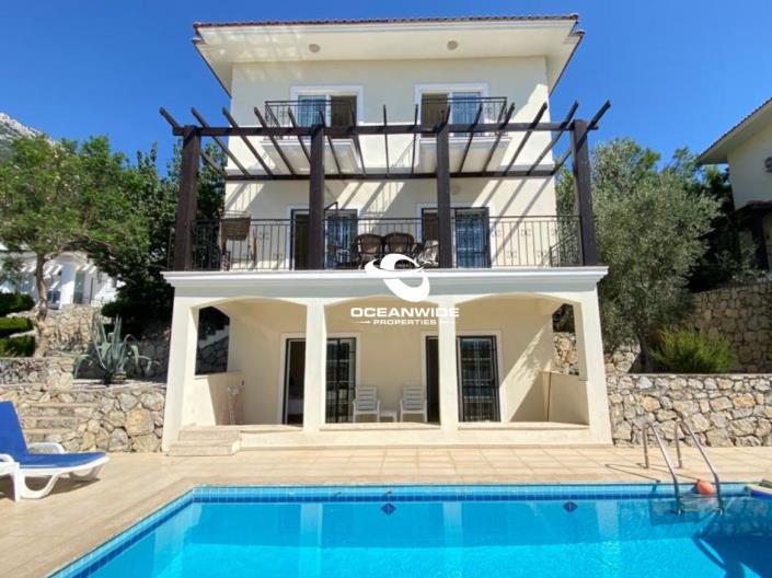 Image No.1-4 Bed Villa for sale