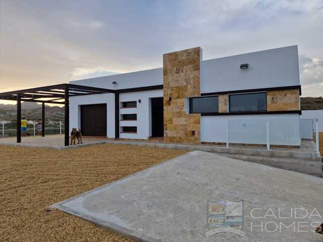 Image No.1-3 Bed Villa for sale