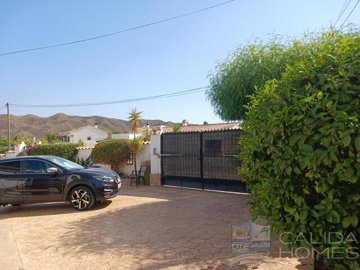 villa-salsa-resale-villa-for-sale-in-arboleas