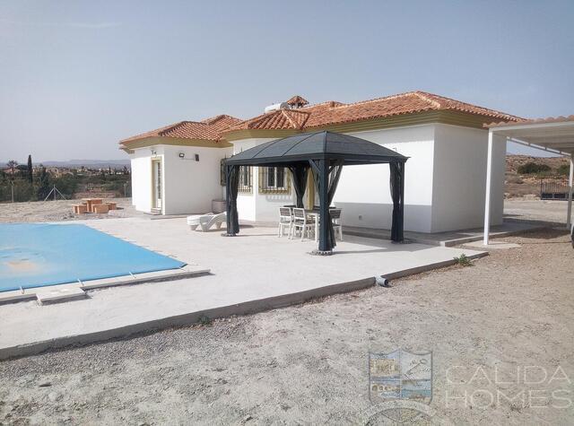 Image No.1-3 Bed Villa for sale