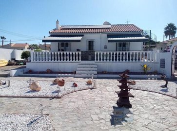 villa-luxo-resale-villa-for-sale-in-arboleas-