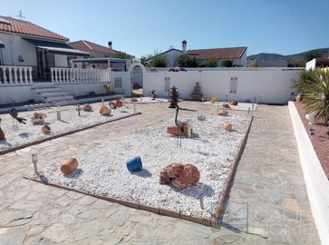 villa-luxo-resale-villa-for-sale-in-arboleas-