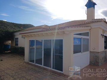 casa-castilla-resale-villa-for-sale-in-arbole