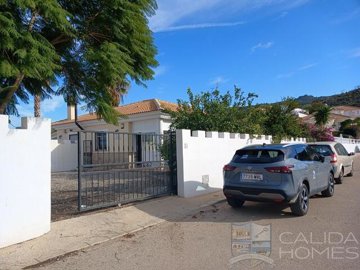 casa-castilla-resale-villa-for-sale-in-arbole