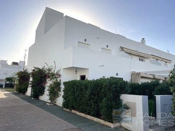 casa-blanco-duplex-for-sale-in-vera-playa-254