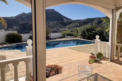 casa-vista-magnifica-resale-villa-for-sale-in