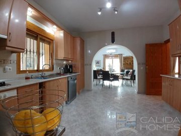 villa-de-suenos-resale-villa-for-sale-in-arbo