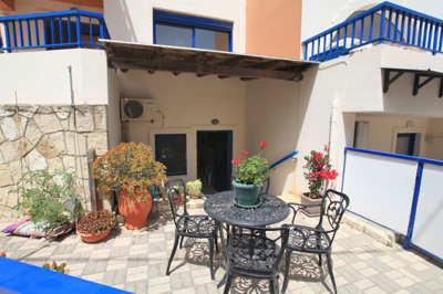 2courtyard-1718446503