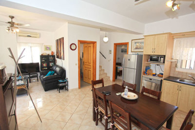 16livingarea-1724321836