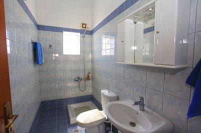 24bathroomff-1727950045