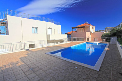 10poolarea2-1738927960