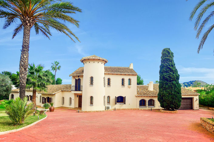 Image No.1-Villa de 6 chambres à vendre à Cartagena