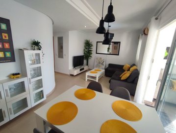 1 - , Appartement