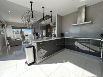 propertyimage1bsvyjjwf820241026065231