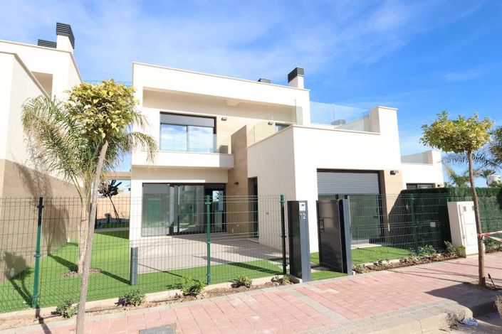 Image No.1-3 Bed Villa for sale