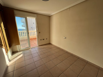 propertyimage1bhqf3lw1d20250111052801