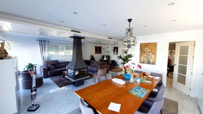 propertyimage1j5zbvsvyh20250304043048