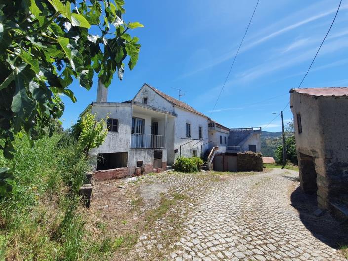 5 Bedrooms house for sale in Sertã - £46149 (Ref: AP2815233)