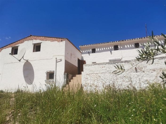 Image No.1-5 Bed Cortijo for sale