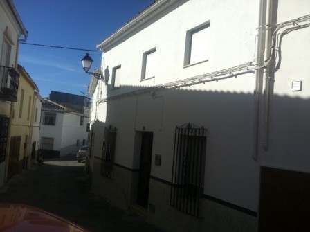 Image No.1-5 Bed Townhouse for sale